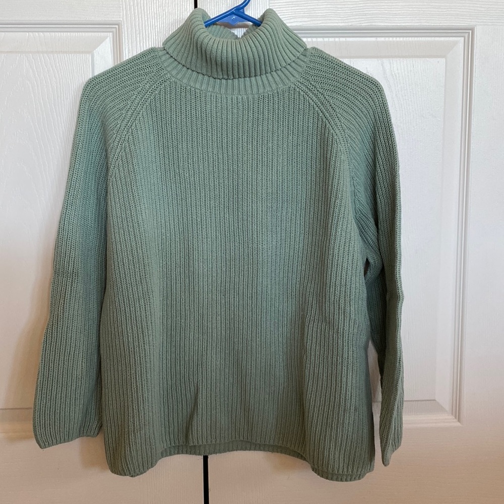 Women’s Coldwater Creek Turtleneck Sweater Size Medium